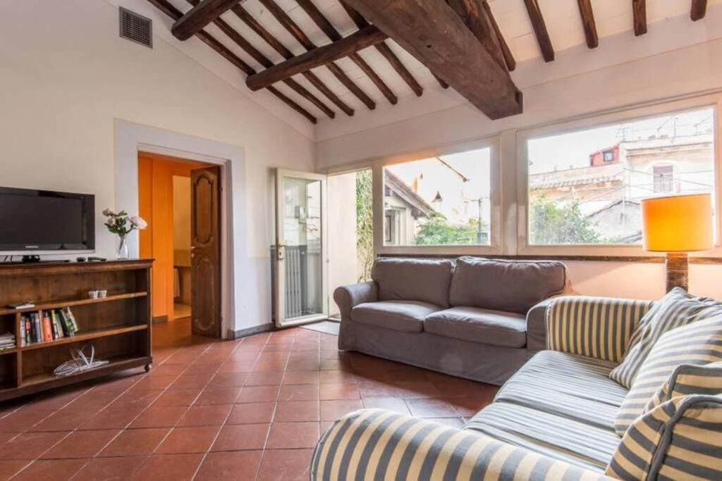 Апартаменты Campo De Fiori Luxury House Рим Экстерьер фото