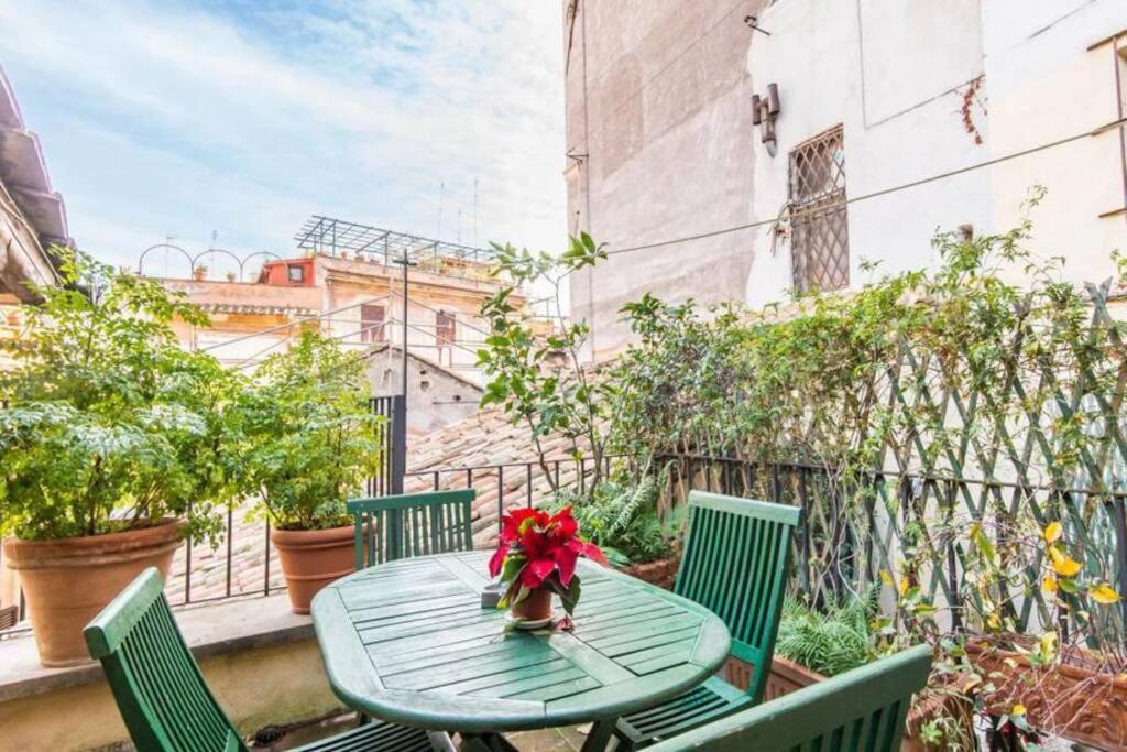 Апартаменты Campo De Fiori Luxury House Рим Экстерьер фото