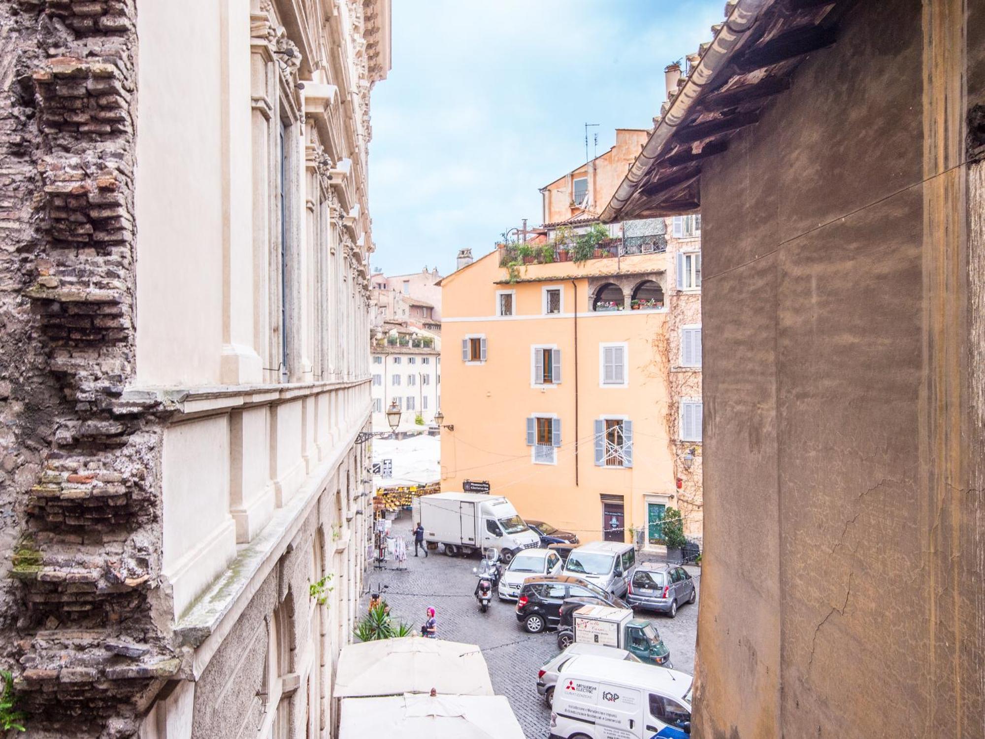 Апартаменты Campo De Fiori Luxury House Рим Экстерьер фото
